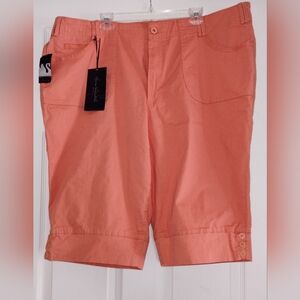 Women's Capri Pants